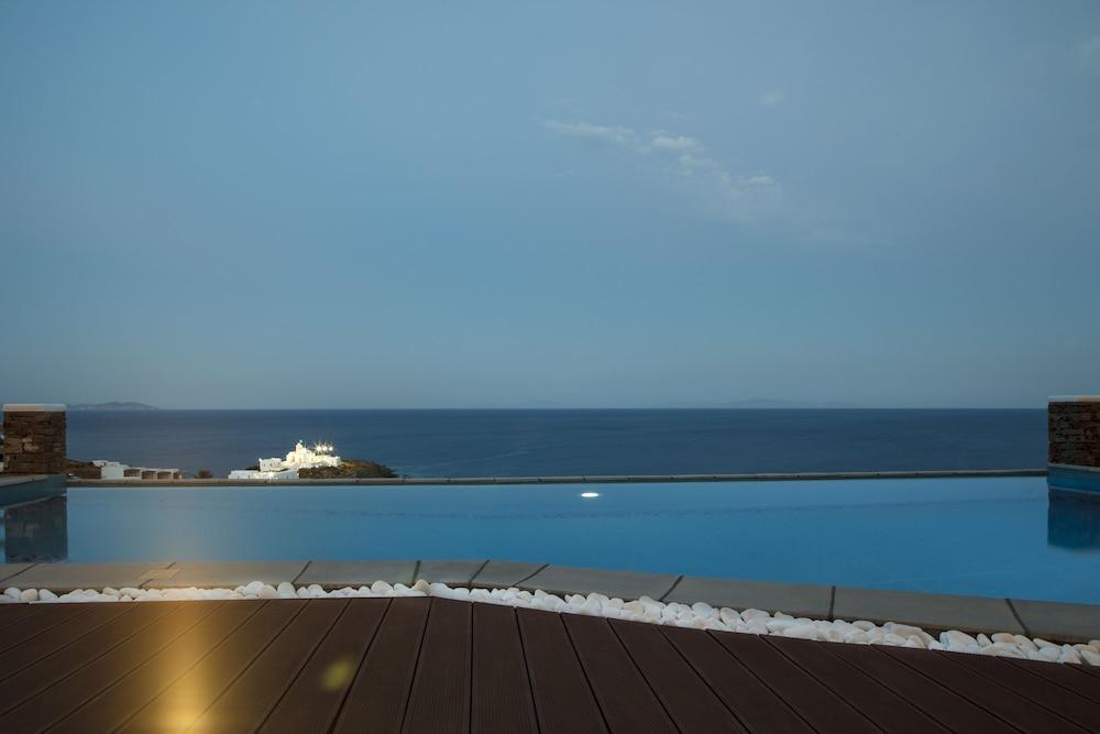 Selana Suites Chrisopigi  Exterior photo