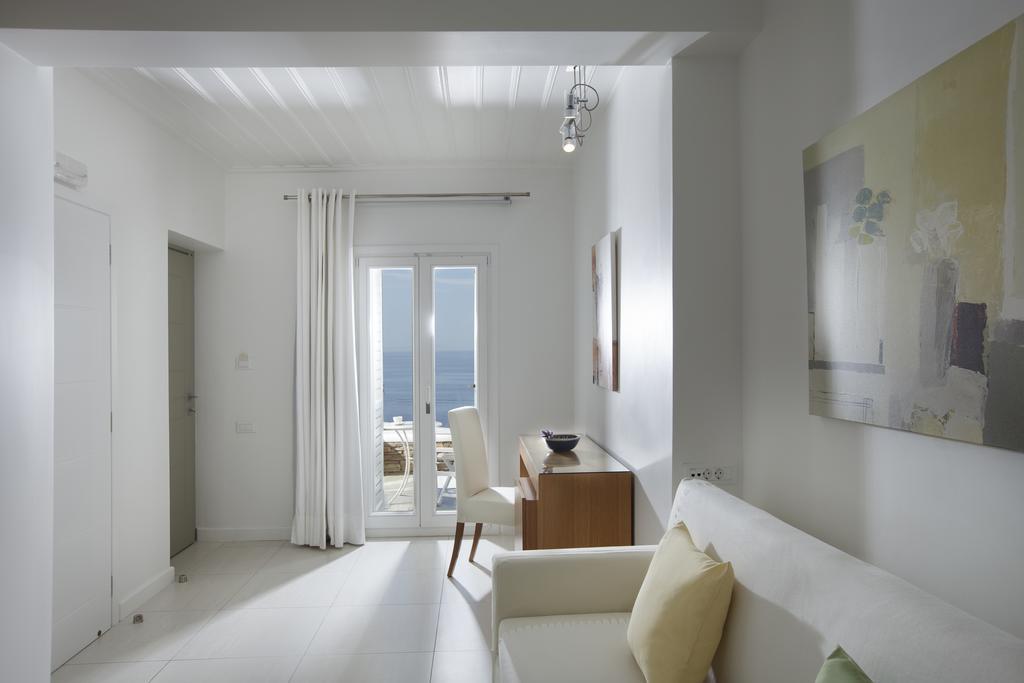 Selana Suites Chrisopigi  Exterior photo